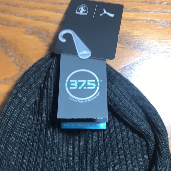 Puma Toque - Metal Ferrari Emblem - Picture 8 of 9